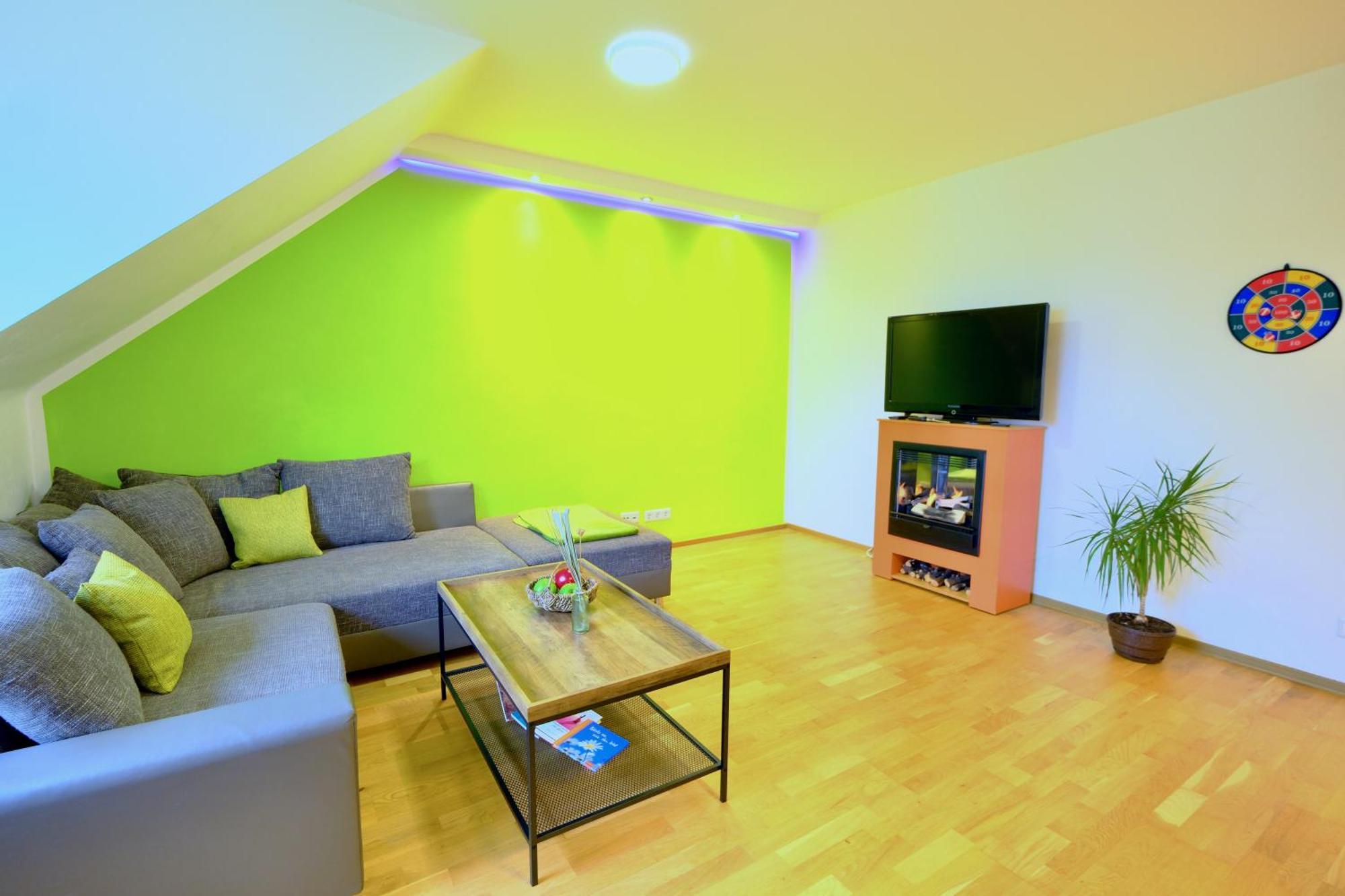 Happybnb - Stilvolles, Naturgelegenes Apartment Mit Blick Auf Den Mittellandkanal Und Die Wasserstadt Hannover - Kamin, Parken Und Spielplatz Eksteriør bilde